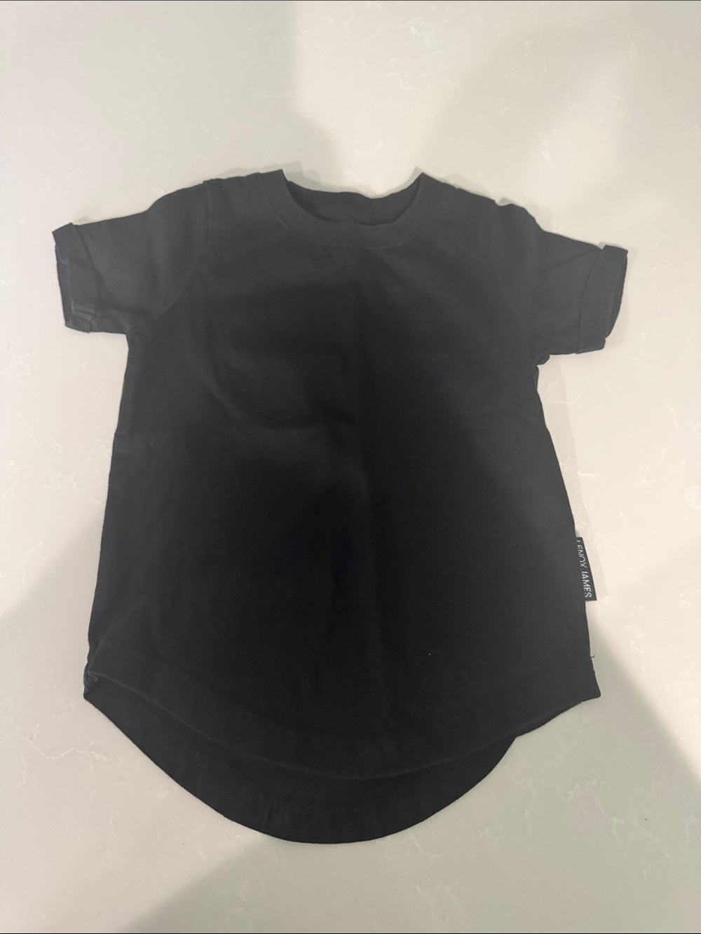 Black Curved-Hem Kids Tee - Unbranded